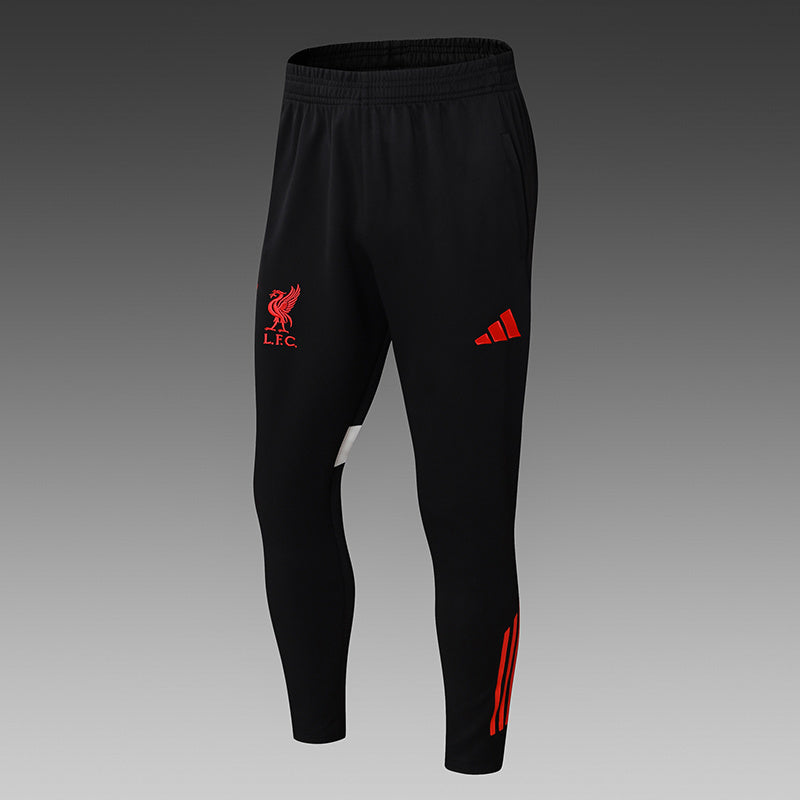 חליפת אימון ליברפול