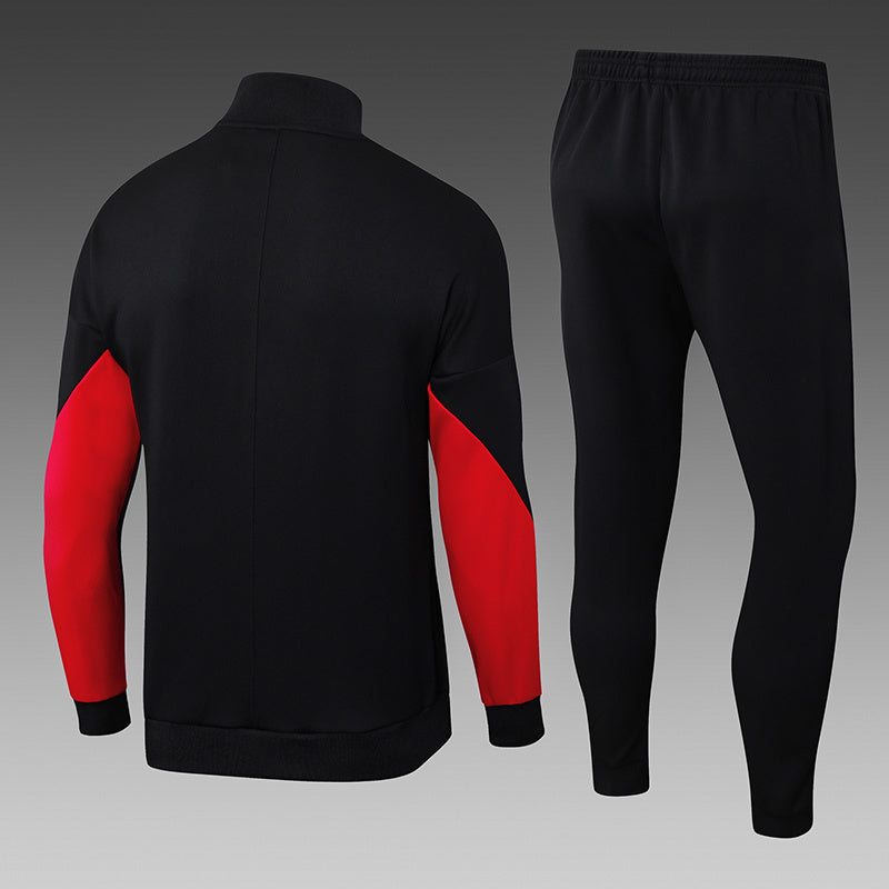 חליפת אימון ליברפול