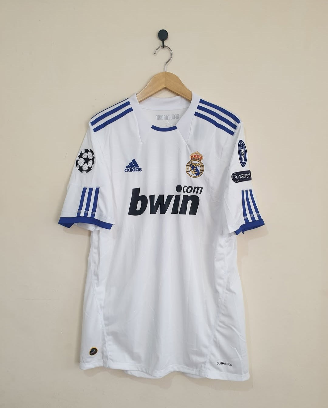 חולצת ליגת האלופות ריאל מדריד 2011/12