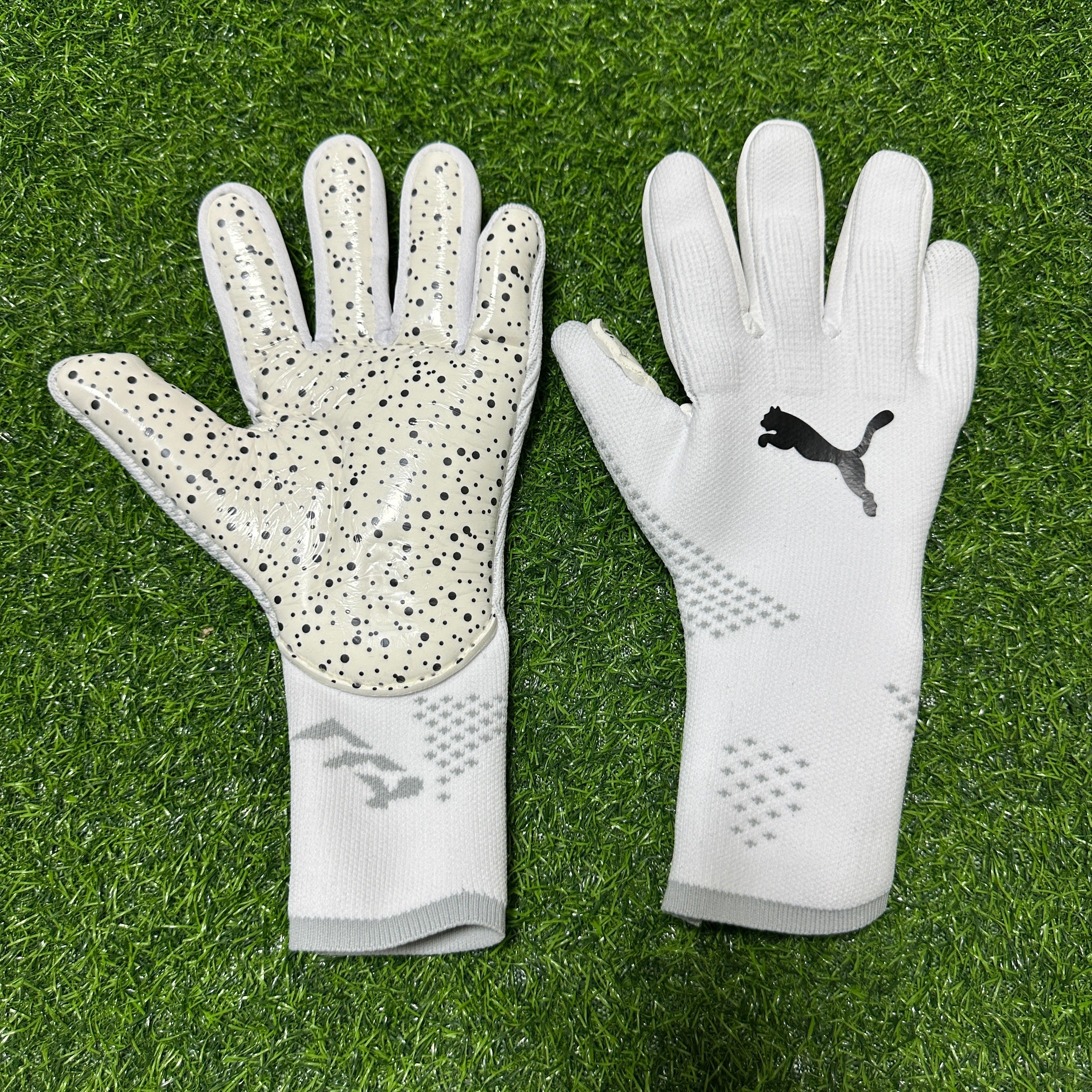 כפפות שוער פומה